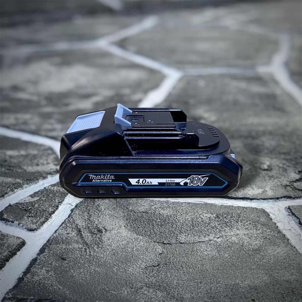 Pin Makita 18V 4000mAh cell Samsung 40T nhận sạc Adaptor