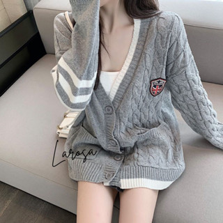 Áo khoác len cardigan , áo khoác len nữ kẻ sọc logo ngực form rộng vải len thừng QCCC loại 1 phong cách Hàn Quốc Larosa