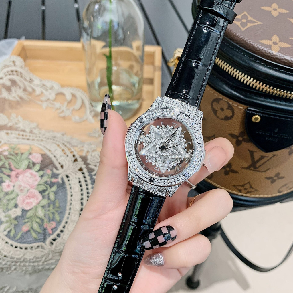 Đồng hồ nữ Ngôi Sao mặt xoay, mẫu HOT 2023 Ảnh thật, dây da bò mềm đeo êm tay - Bảo hành 12 tháng chất lượng sản phẩm