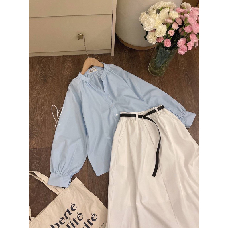 Set áo sơmi xanh + chân váy kèm belt