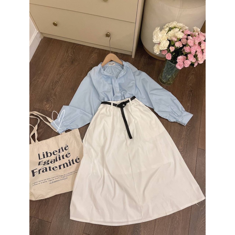 Set áo sơmi xanh + chân váy kèm belt