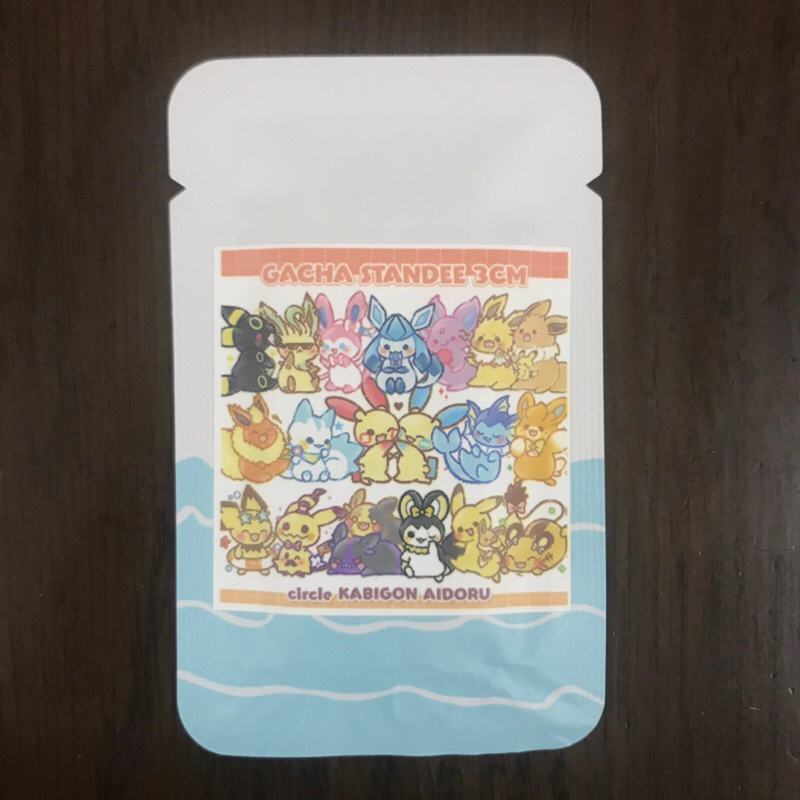 Standee trưng bày Pokémon