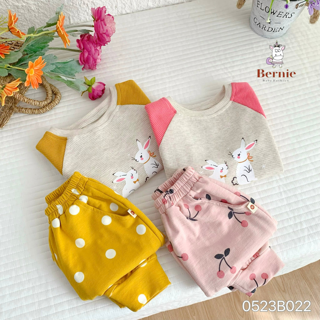 Bộ thu đông bé gái hình thỏ dễ thương 0523B022 Bernie - Bộ dài tay bé gái thun tổ ong cho bé từ 9-23kg