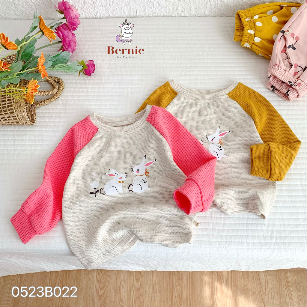 Bộ thu đông bé gái hình thỏ dễ thương 0523B022 Bernie - Bộ dài tay bé gái thun tổ ong cho bé từ 9-23kg