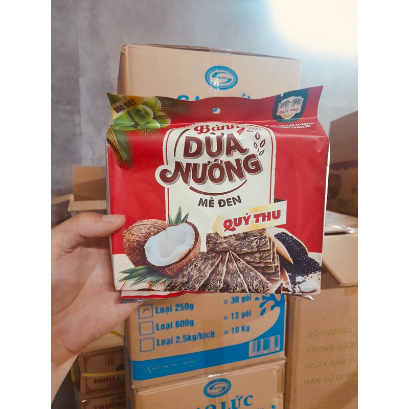 Bánh dừa nướng mè đen Quý Thu đặc sản Quảng Nam