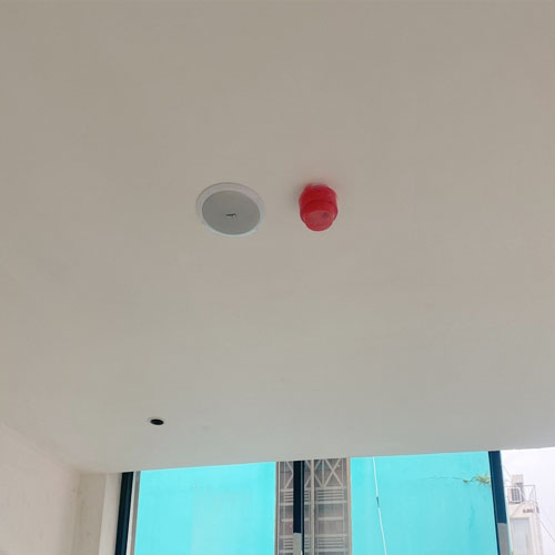 Combo 6 loa âm trần + 1 Amply chỉnh bass trest riêng biệt dành cho viện thẩm mĩ - tòa nhà - khu vui chơi - quán trà sữa