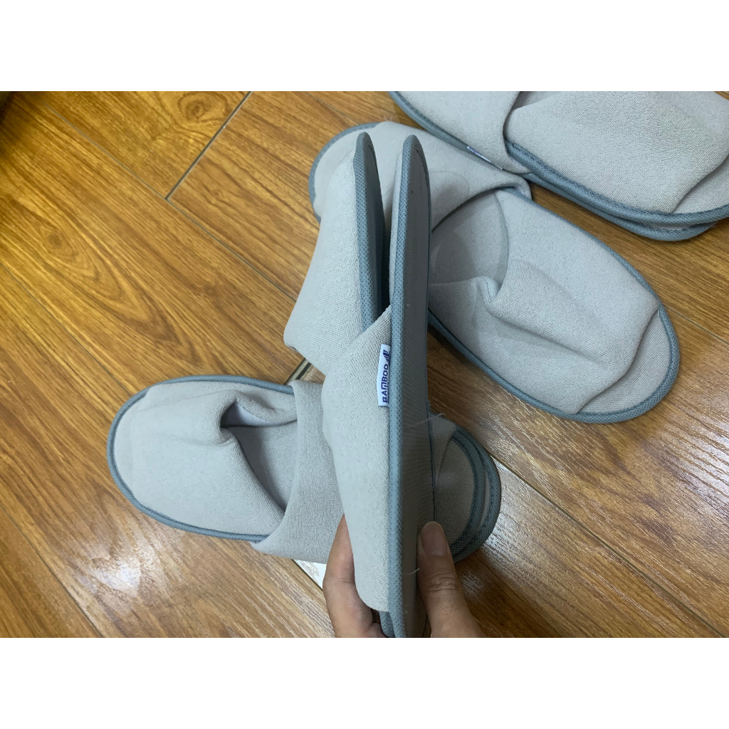 Dép đi trong nhà hàng không bambo