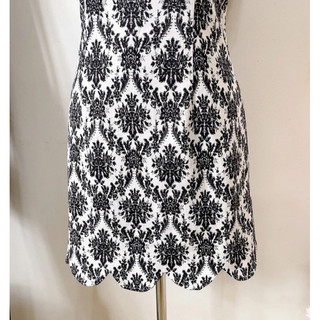 Thanh lý đầm ngắn Doren size S