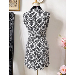 Thanh lý đầm ngắn Doren size S