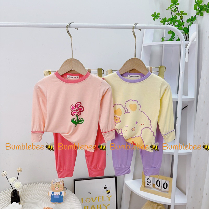 Bộ dài tay thun lạnh cho bé trai bé gái nền kem in hoa động vật