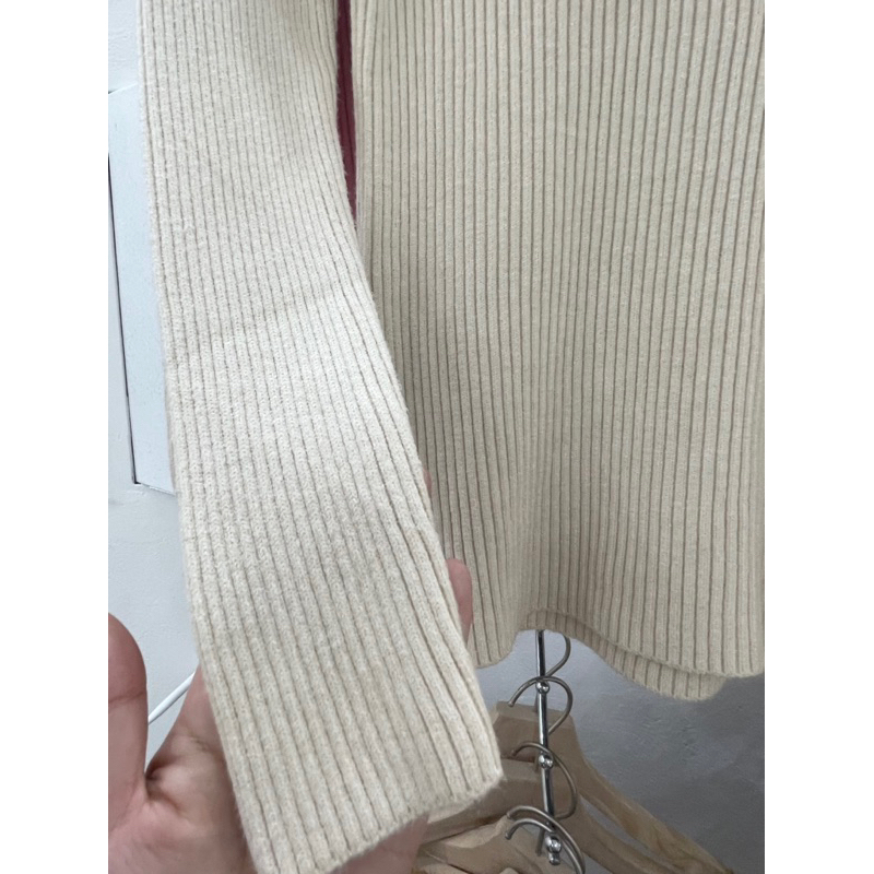 Áo len nữ thời trang khoét vai hàng QCL1