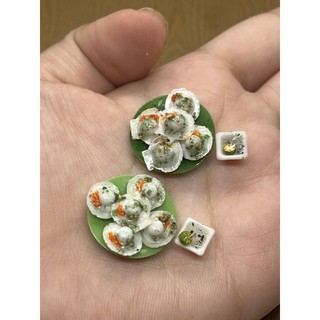 Mô hình dĩa sò điệp nướng mỡ hành kèm chén muối tiêu 1/12