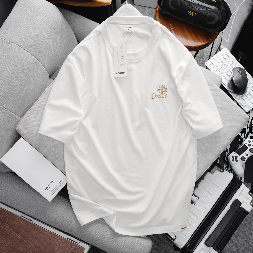 Áo Thun T'BOURNE thêu DNWR chỉ Vàng