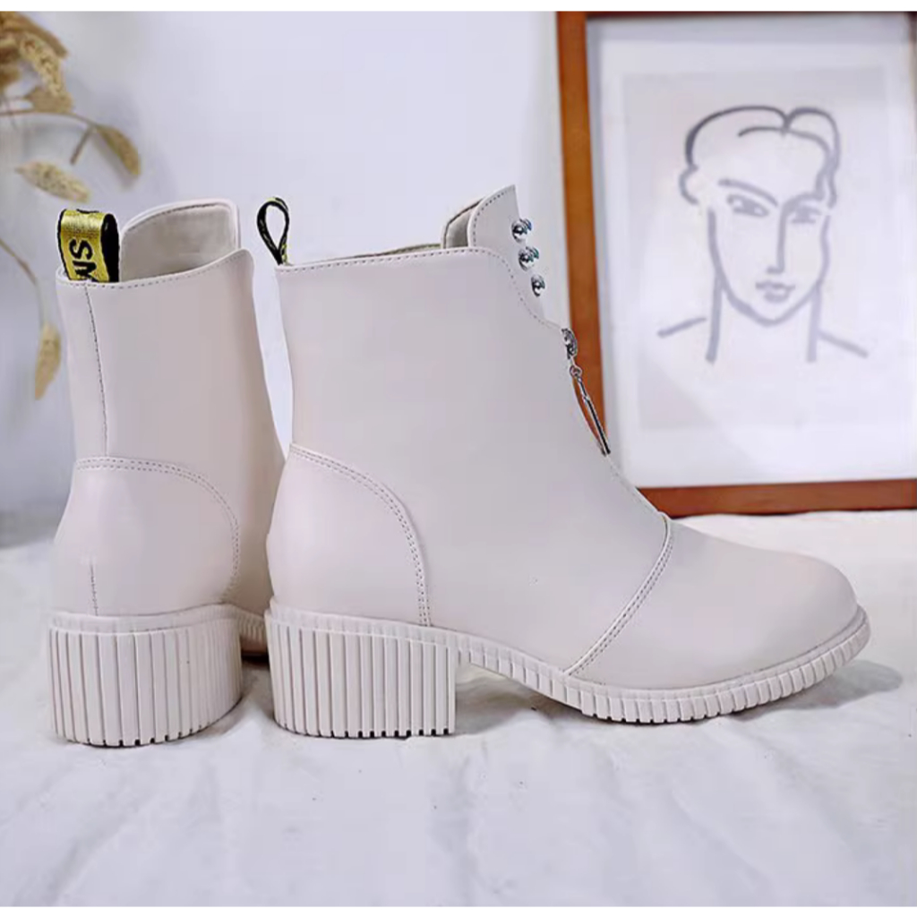 Giày Bốt Nữ Đính Đá Cổ Cao	Dế Vuông Kéo Khoá Phong Cách Hàn Quốc