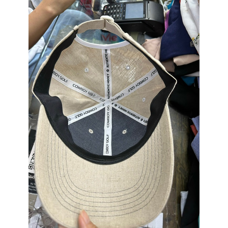 Mũ golf xuất dư còn be