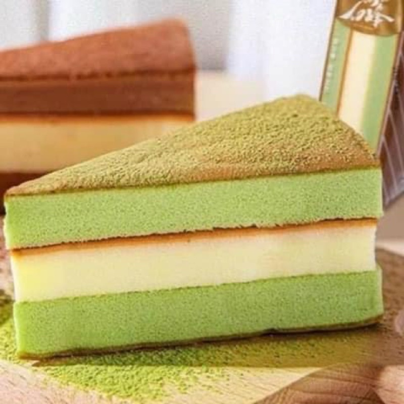 Bánh Bông Lan Tam Giác Nhiên Lợi vị Trà Xanh