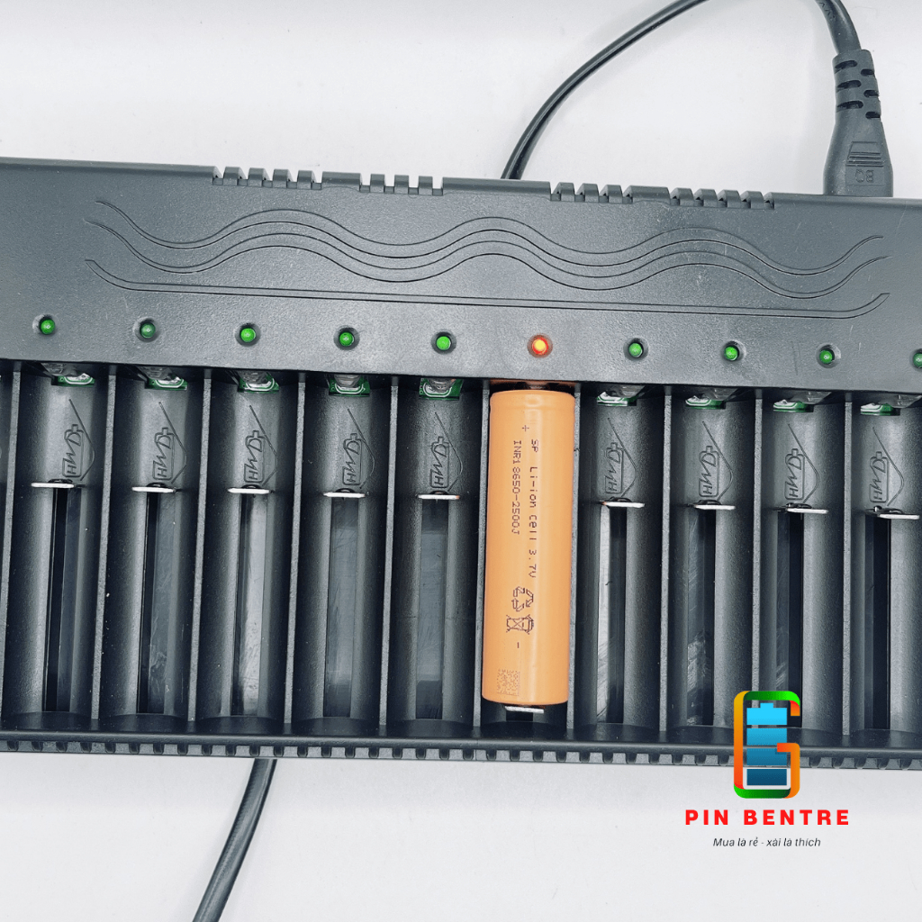 Bộ Sạc 18650 HD-8994A Với 12 Khe Sạc Có Đèn Báo Đầy Và Tự Ngắt 4.2V