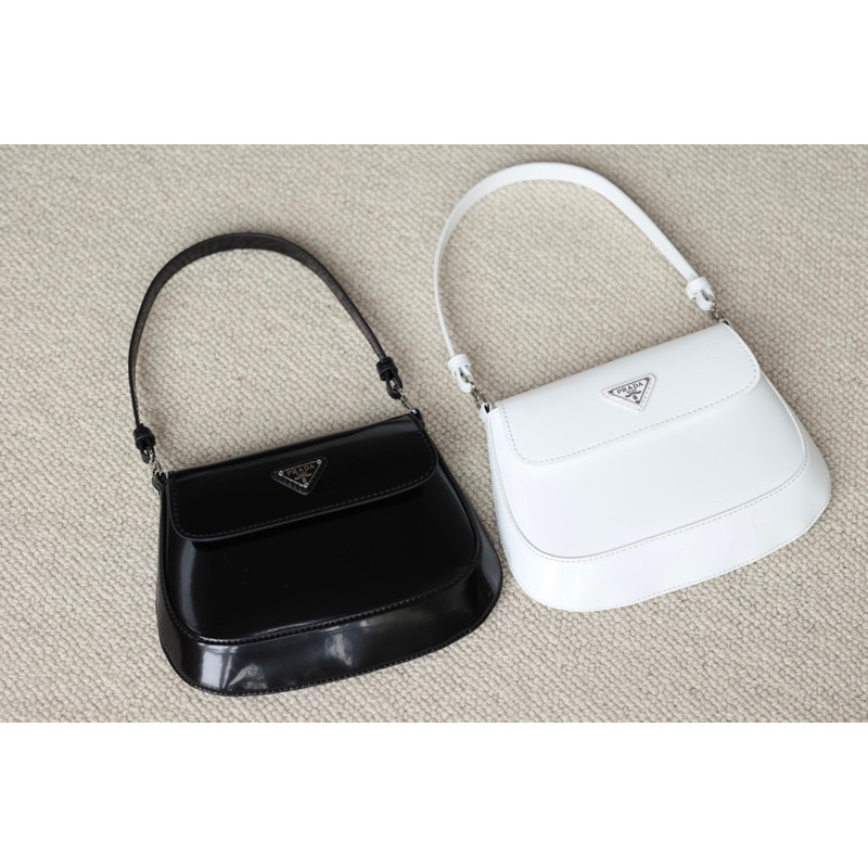 Túi kẹp nách Prada Cleo size 23cm chất da bóng fullbox