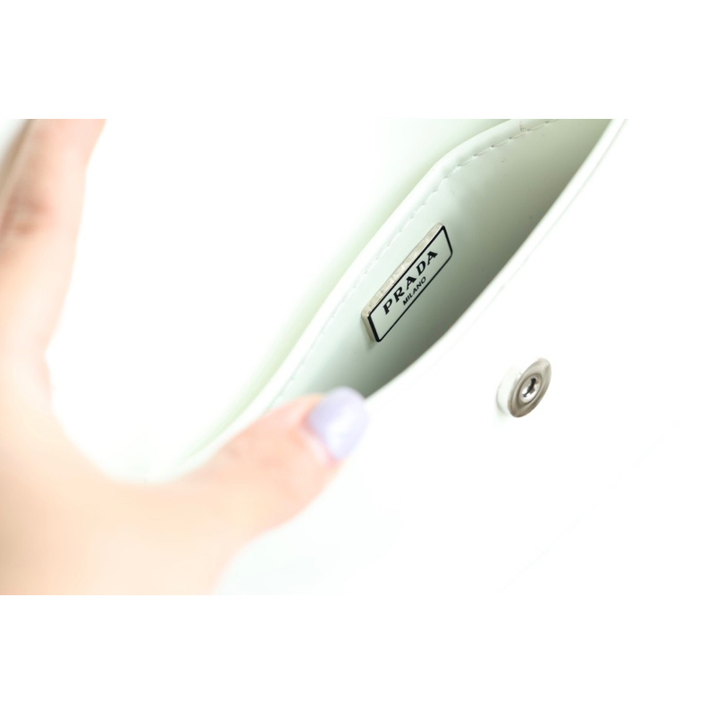 Túi kẹp nách Prada Cleo size 23cm chất da bóng fullbox