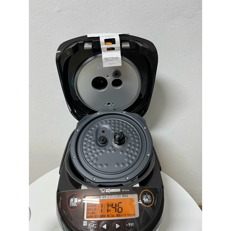 NỒI CƠM ZOJIRUSHI NP-ZU18- TD NỘI ĐỊA NHẬT Điên năng: 100V