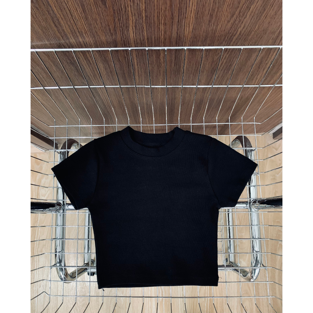 Áo thun Croptop trơn basic fit dáng chất Thun Gân co giãn 4 chiều, mêm mịn thoáng mát. Chinh Trần Store