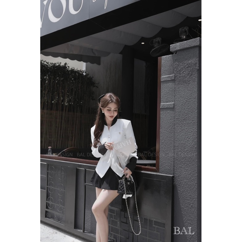 Set Áo Vest Cổ Tàu Phối Chân Váy Xếp Ly