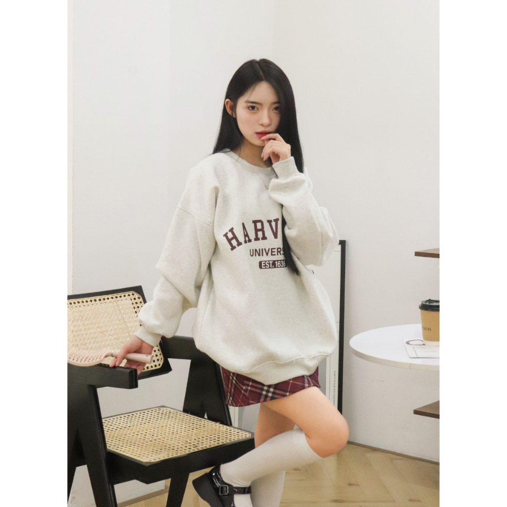 Áo sweater nỉ bông form rộng unisex xám tiêu in chữ basic TOSUN S02 | BigBuy360 - bigbuy360.vn