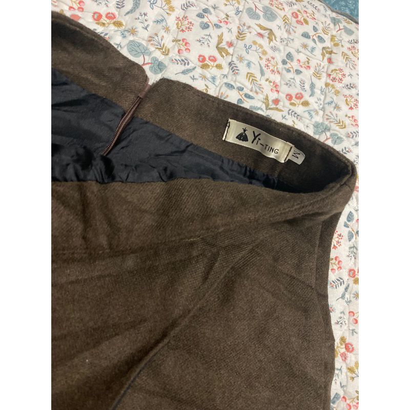 Quần shorts dạ giả váy Yi Ting