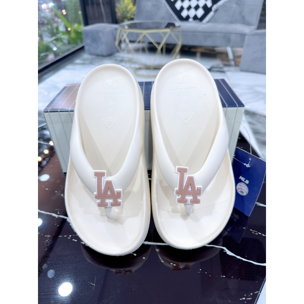 Dép Kẹp Đúc NY Cực Nét Phôm Thô Mới Đúng Style