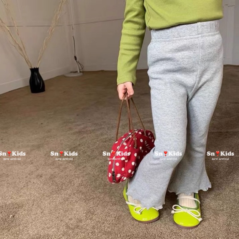 Quần tăm dài loe bé gái