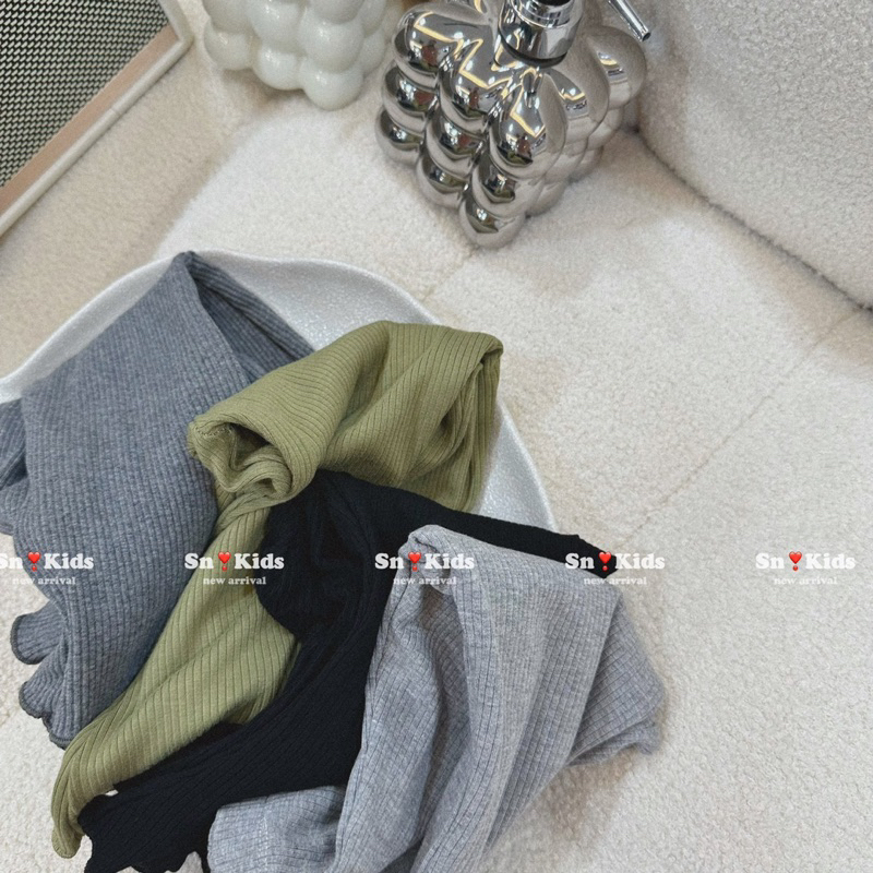 Quần tăm dài loe bé gái