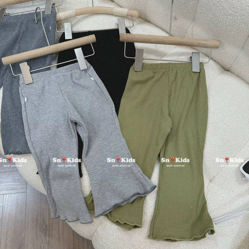 Quần tăm dài loe bé gái