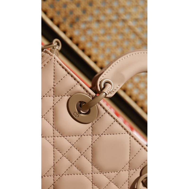 Túi Di.or D-joy bag super size 22x12cm da thật 4 màu fullbox nam châm