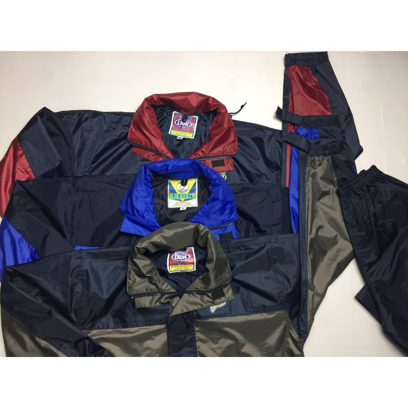ÁO MƯA BỘ 2 LỚP VẢI DÙ CHỐNG THẤM NƯỚC THƯƠNG HIỆU LION