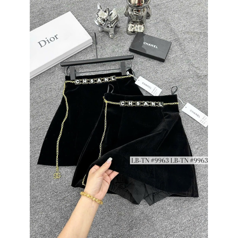 CHÂN VÁY NHUNG DÁNG A CẠP CAO KÈM DÂY XÍCH CHAEL HÀNG QCL1 MS25810