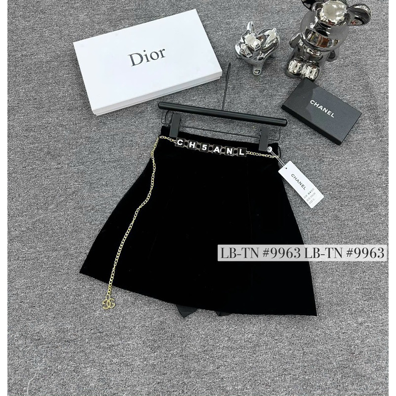 CHÂN VÁY NHUNG DÁNG A CẠP CAO KÈM DÂY XÍCH CHAEL HÀNG QCL1 MS25810