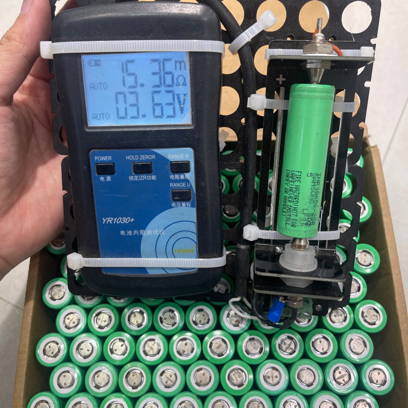 Pin Samsung 25R 18650 dung lượng 2500mah - xả 25A - Pin chính hãng tháo khối