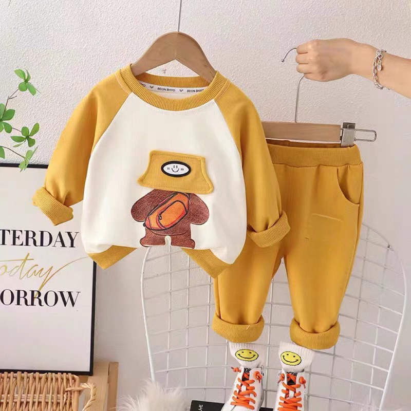Quần áo thu đông bé trai, set bộ quần áo dài tay chất da cá họa tiết gấu đội mũ vàng cho bé 8-30kg