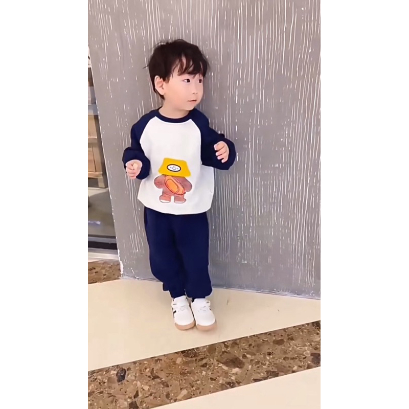 Quần áo thu đông bé trai, set bộ quần áo dài tay chất da cá họa tiết gấu đội mũ vàng cho bé 8-30kg