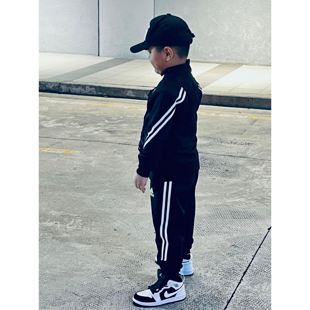 Bộ quần áo ADIDAS màu Đen kiểu dáng đơn giản dễ mặc cho bé trai và bé gái  SHOP BÔM BÔM KIDS