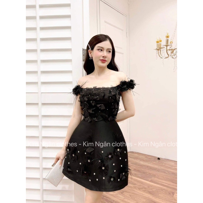 Váy Hai Dây Tafta Đính Hoa Lông Mặc 2 Kiểu Trễ Vai Sang Chảnh