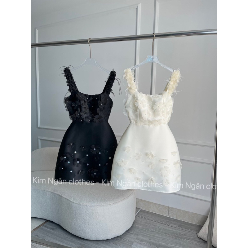 Váy Hai Dây Tafta Đính Hoa Lông Mặc 2 Kiểu Trễ Vai Sang Chảnh