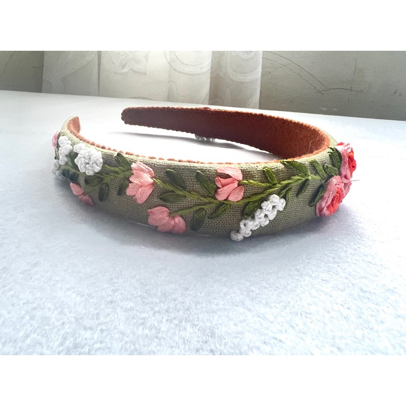 Cài tóc thêu Handmade by Chang