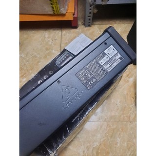 MIXER SỐ  XR 12 BEHRINGER