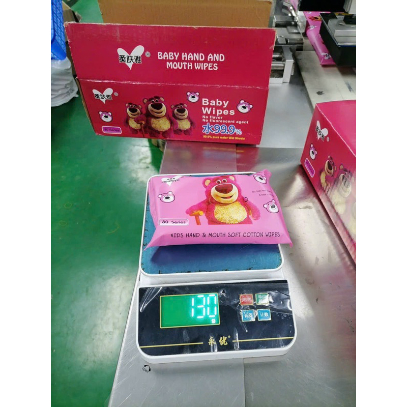 Set 10 Gói Khăn Giấy Ướt Gấu Dâu Tây gói đủ 80 tờ