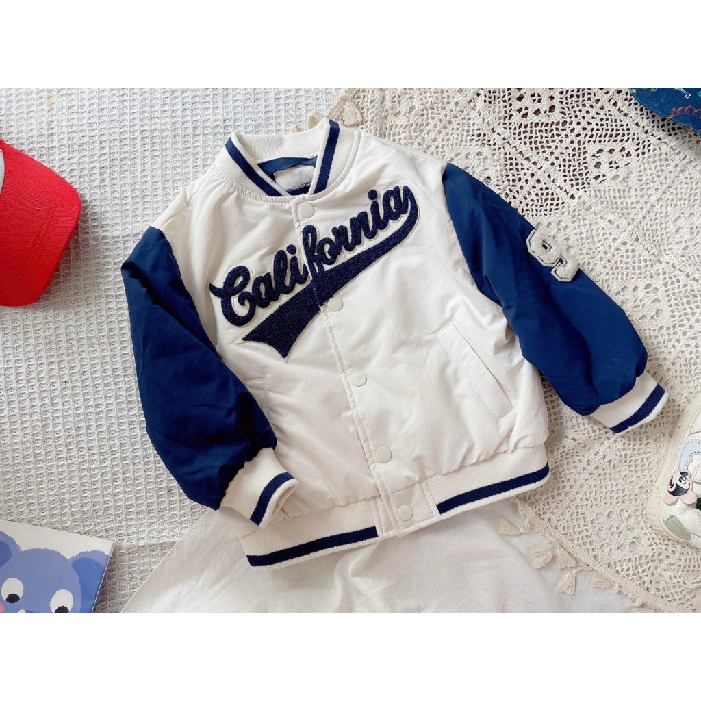 Áo khoác bomber chữ thêu new cho bé