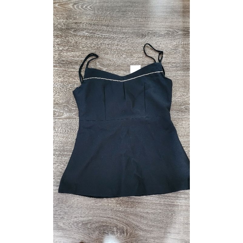 Pass thanh lý áo 2 dây đính đá hoivu new tag