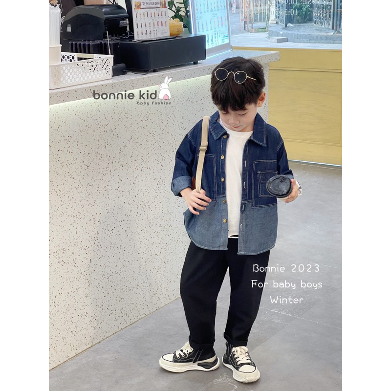 Áo jean loang mix màu cá tính bé trai