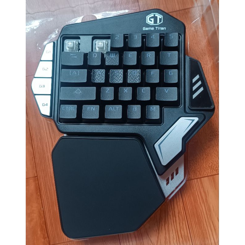 Bàn phím cơ 1 tay Game Titan