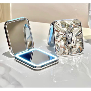 [ có sẵn] Gương trang điểm mini cầm tay đèn led 5W kèm dây sạc type C